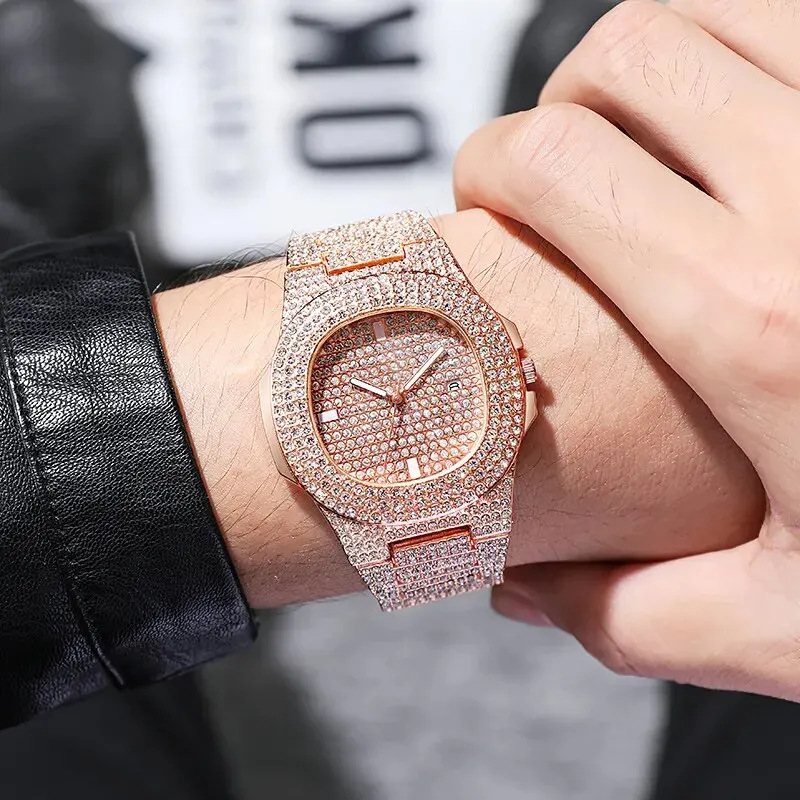 New Fashionable Full Diamond M - Luxury Watch Trading recension och pris